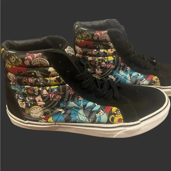 Vans Sk8-Hi Disney Alice in Wonderland sneakers 🐇🕰️ - Picture 8 of 8